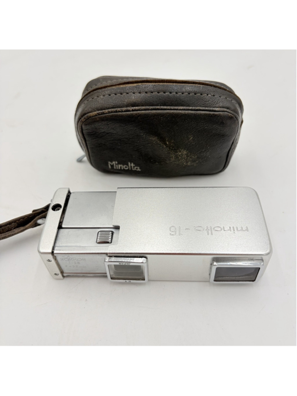 Minolta 16 Subminiature Camera Rokkor 22mm f/2.8 w/ Case Japan Vintage